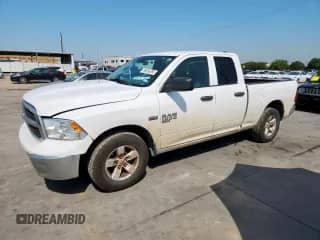 2019 Ram 1500 Tradesman z VIN 1C6RR6FT4KS671896, wystawiony jako Copart lot #69393855 z przebiegiem 178 423 mil mil oraz Szkoda całkowita • Salvage title. Historia ofert i sprzedaży dostępna na DreamBid. Obrazek 1.
