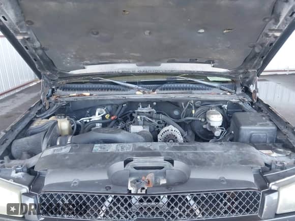 2005 Chevrolet Silverado 1500 LS z VIN 2GCEC13T951269781, wystawiony jako IAAI lot #41886672 z przebiegiem 333 717 mil mil oraz . Historia ofert i sprzedaży dostępna na DreamBid. Obrazek 10.