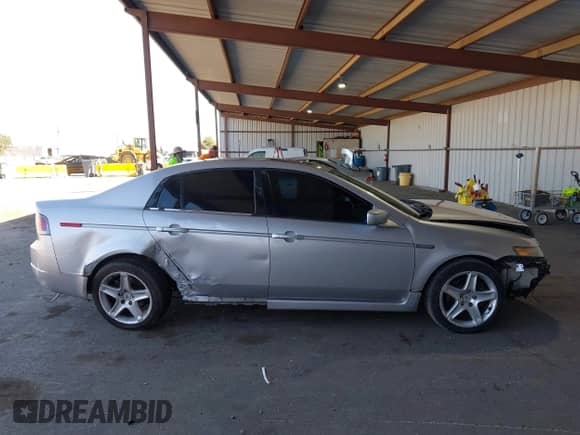 2006 Acura TL z VIN 19UUA66286A050806, wystawiony jako IAAI lot #43295694 z przebiegiem 162 158 mil mil oraz . Historia ofert i sprzedaży dostępna na DreamBid. Obrazek 14.