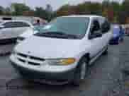 1999 Dodge Caravan SE with VIN 2B4GP44G2XR311838, listed as a IAAI auction lot 43529451 with 143,471 mi miles and . Bid and sale history available at DreamBid. Image 2.