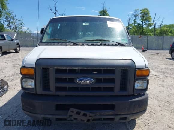 2011 Ford Econoline Cargo Commercial with VIN 1FDSS3EL7BDA76197, listed as a IAAI auction lot 42317052 with 380,840 mi miles and . Bid and sale history available at DreamBid. Image 12.