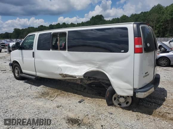 2019 Chevrolet Express Passenger LT с VIN 1GAZGPFG0K1144783, выставлен на аукционе Copart как лот 65181195 с пробегом 94 602 миль миль и Списание • Salvage title. История ставок и продаж доступна на DreamBid. Изображение 2.