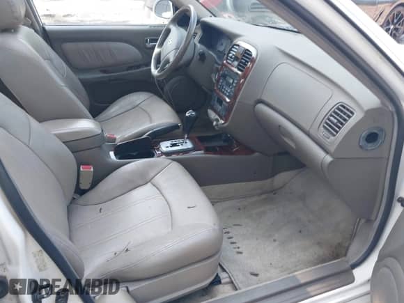 2003 Hyundai Sonata GLS с VIN KMHWF35HX3A884760, выставлен на аукционе IAAI как лот 42564099 с пробегом 143 998 миль миль и . История ставок и продаж доступна на DreamBid. Изображение 5.