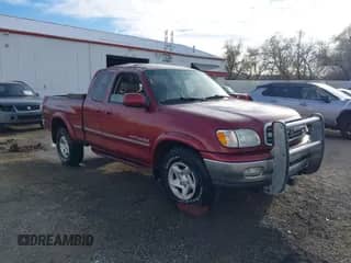 2002 Toyota Tundra Limited z VIN 5TBBT481X2S284993, wystawiony jako IAAI lot #40816513 z przebiegiem 140 146 mil mil oraz . Historia ofert i sprzedaży dostępna na DreamBid. Obrazek 1.