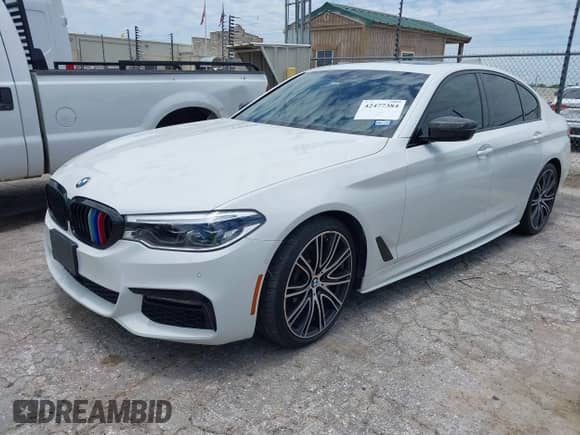 2019 BMW 5 Series 540i with VIN WBAJE5C54KWW08398, listed as a IAAI auction lot 42477384 with 48,936 mi miles and . Bid and sale history available at DreamBid. Image 2.