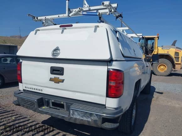 2015 Chevrolet Silverado 2500HD Work Truck with VIN 1GC0KUEG3FZ531558, listed as a IAAI auction lot 43226136 with 241,382 mi miles and . Bid and sale history available at DreamBid. Image 16.
