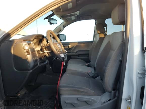 2018 GMC Sierra 1500 z VIN 1GTR1LEC3JZ341513, wystawiony jako Copart lot #77564244 z przebiegiem 56 873 mil mil oraz Szkoda całkowita • Salvage title. Historia ofert i sprzedaży dostępna na DreamBid. Obrazek 7.