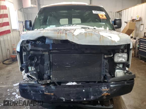 2006 Chevrolet Express Cargo z VIN 1GCGG25VX61108624, wystawiony jako Copart lot #43472015 z przebiegiem 190 631 mil mil oraz Szkoda całkowita • Salvage title. Historia ofert i sprzedaży dostępna na DreamBid. Obrazek 5.