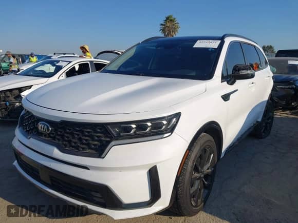 2021 Kia Sorento SX with VIN 5XYRK4LFXMG027876, listed as a IAAI auction lot 42945851 with 81,404 mi miles and . Bid and sale history available at DreamBid. Image 2.