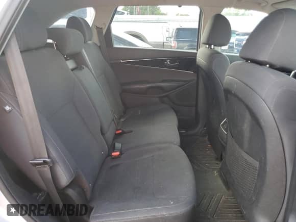 2019 Kia Sorento LX with VIN 5XYPG4A37KG534118, listed as a Copart auction lot 81450525 with 115,769 mi miles and Salvage title. Bid and sale history available at DreamBid. Image 11.