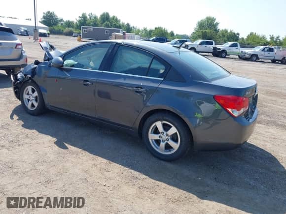 2013 Chevrolet Cruze 1LT with VIN 1G1PC5SB6D7200341, listed as a IAAI auction lot 43001982 with Not provided miles and . Bid and sale history available at DreamBid. Image 3.