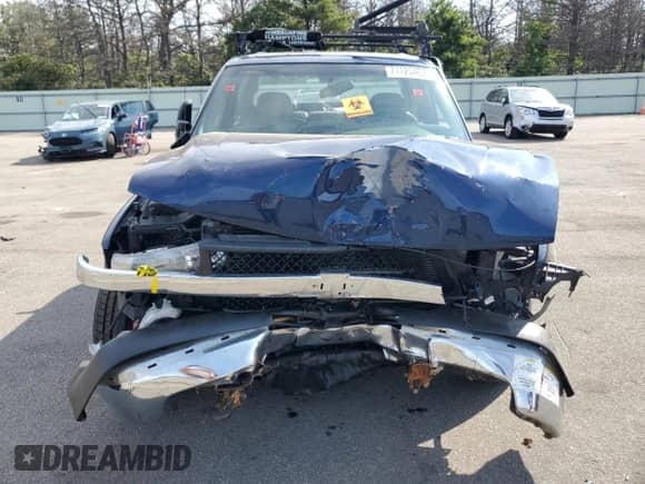 2002 Chevrolet Silverado 2500HD LS z VIN 1GCHK23132F204840, wystawiony jako Copart lot #71725464 z przebiegiem Nie podano mil oraz Szkoda całkowita • Salvage title. Historia ofert i sprzedaży dostępna na DreamBid. Obrazek 5.