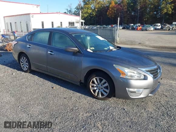 2015 Nissan Altima S z VIN 1N4AL3AP3FN396810, wystawiony jako IAAI lot #43419425 z przebiegiem 75 585 mil mil oraz . Historia ofert i sprzedaży dostępna na DreamBid. Obrazek 1.