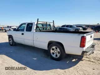 2006 Chevrolet Silverado 1500 LS z VIN 1GCEC19VX6E195697, wystawiony jako Copart lot #90806765 z przebiegiem 182 523 mil mil oraz Szkoda całkowita • Salvage title. Historia ofert i sprzedaży dostępna na DreamBid. Obrazek 2.