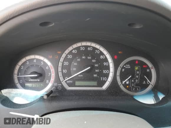 2004 Toyota Sienna XLE z VIN 5TDBA22CX4S000793, wystawiony jako Copart lot #69739105 z przebiegiem 379 960 mil mil oraz Szkoda całkowita • Salvage title. Historia ofert i sprzedaży dostępna na DreamBid. Obrazek 9.