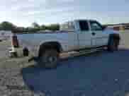 2002 Chevrolet Silverado 3500 with VIN 1GCJK391X2E173753, listed as a Copart auction lot 58004135 with 378,810 mi miles and Salvage title. Bid and sale history available at DreamBid. Image 3.