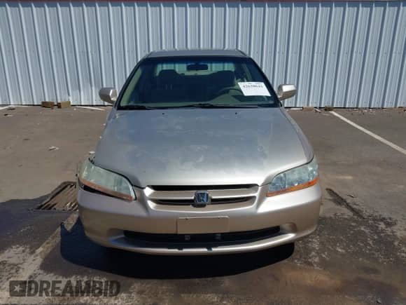 2000 Honda Accord LX z VIN JHMCG5646YC039765, wystawiony jako IAAI lot #42628641 z przebiegiem 144 722 mil mil oraz . Historia ofert i sprzedaży dostępna na DreamBid. Obrazek 12.