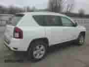 2017 Jeep Compass Latitude with VIN 1C4NJCEA7HD146440, listed as a Copart auction lot 44908945 with 146,976 mi miles and Clean title. Bid and sale history available at DreamBid. Image 3.