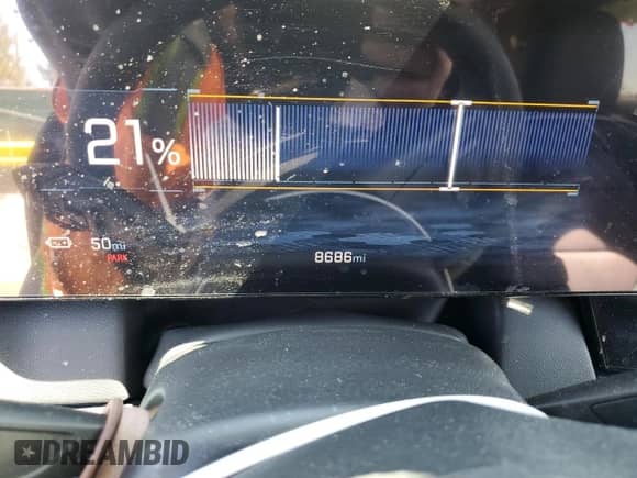 2025 Chevrolet Equinox EV LT with VIN 3GN7DLRR8SS129824, listed as a Copart auction lot 52150975 with 8,686 mi miles and Salvage title. Bid and sale history available at DreamBid. Image 9.