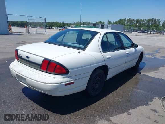 1996 Chevrolet Lumina с VIN 2G1WL52M3T9163744, выставлен на аукционе IAAI как лот 42114686 с пробегом 184 832 миль миль и . История ставок и продаж доступна на DreamBid. Изображение 4.