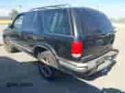 1998 Chevrolet Blazer LS with VIN 1GNCS13W8W2226448, listed as a IAAI auction lot 43132454 with Not provided miles and . Bid and sale history available at DreamBid. Image 3.