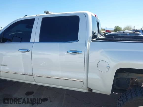 2017 Chevrolet Silverado 1500 LTZ с VIN 3GCUKSEJ1HG352553, выставлен на аукционе IAAI как лот 41852204 с пробегом 87 883 миль миль и . История ставок и продаж доступна на DreamBid. Изображение 14.