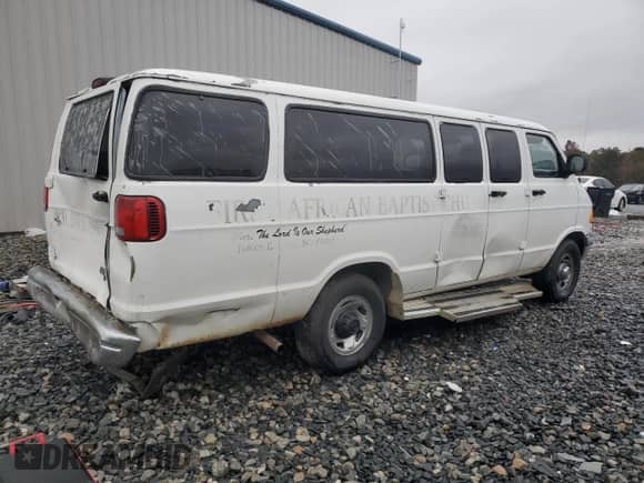 2000 Dodge Passenger with VIN 2B5WB35ZXYK166395, listed as a Copart auction lot 83293364 with 116,511 mi miles and Salvage title. Bid and sale history available at DreamBid. Image 3.