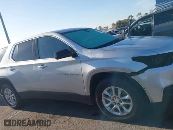 2020 Chevrolet Traverse LS with VIN 1GNERFKW9LJ316745, listed as a IAAI auction lot 42995527 with 86,164 mi miles and . Bid and sale history available at DreamBid. Image 14.