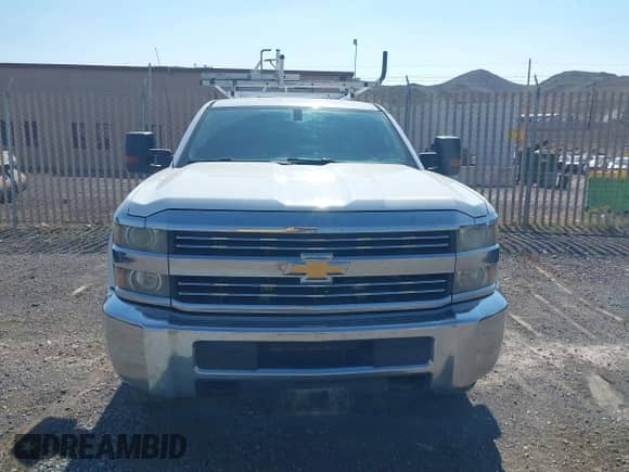2015 Chevrolet Silverado 2500HD Work Truck with VIN 1GC0KUEG3FZ531558, listed as a IAAI auction lot 43226136 with 241,382 mi miles and . Bid and sale history available at DreamBid. Image 12.