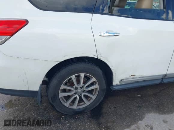 2013 Nissan Pathfinder SV with VIN 5N1AR2MN1DC676629, listed as a IAAI auction lot 43402568 with 147,073 mi miles and . Bid and sale history available at DreamBid. Image 6.