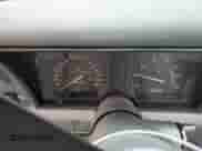 1982 Chevrolet Corvette z VIN 1G1AY8782C5104531, wystawiony jako Copart lot #81804234 z przebiegiem 17 249 mil mil oraz Szkoda całkowita • Salvage title. Historia ofert i sprzedaży dostępna na DreamBid. Obrazek 9.