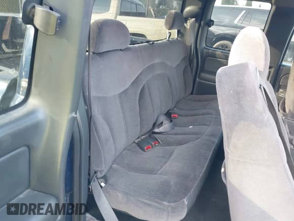 2002 GMC Sierra 1500 SLE с VIN 2GTEC19T521149253, выставлен на аукционе IAAI как лот 41470305 с пробегом 251 575 миль миль и . История ставок и продаж доступна на DreamBid. Изображение 8.