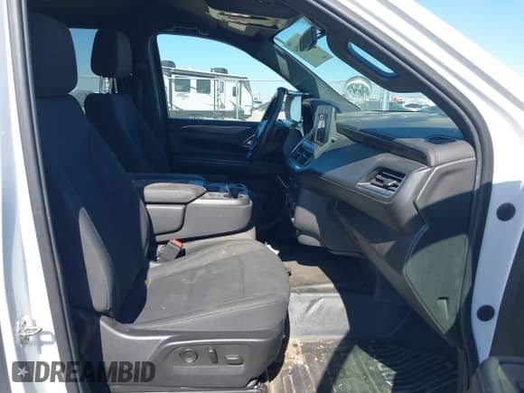 2021 Chevrolet Tahoe Commercial with VIN 1GNSKLED8MR374901, listed as a IAAI auction lot 42922084 with 173,450 mi miles and . Bid and sale history available at DreamBid. Image 5.