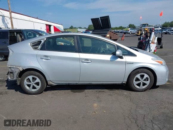 2015 Toyota Prius Two with VIN JTDKN3DUXF1984513, listed as a IAAI auction lot 43105789 with 109,652 mi miles and . Bid and sale history available at DreamBid. Image 14.