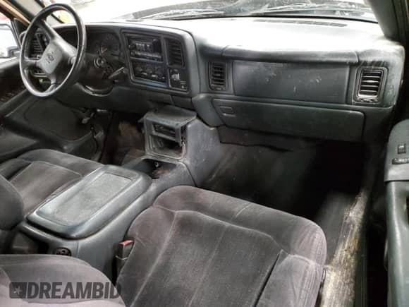 2000 Chevrolet Silverado 2500 LS z VIN 1GCGK29U2YE220474, wystawiony jako Copart lot #50300204 z przebiegiem Nie podano mil oraz Szkoda całkowita • Salvage title. Historia ofert i sprzedaży dostępna na DreamBid. Obrazek 8.