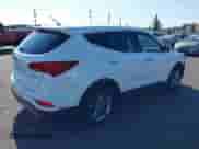 2018 Hyundai Santa Fe 2.4L с VIN 5XYZT3LB4JG564923, выставлен на аукционе IAAI как лот 42797473 с пробегом 128 877 миль миль и . История ставок и продаж доступна на DreamBid. Изображение 4.