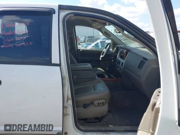 2006 Dodge 2500 SLT with VIN 1D7KS28CX6J193120, listed as a IAAI auction lot 43360924 with 218,536 mi miles and . Bid and sale history available at DreamBid. Image 5.