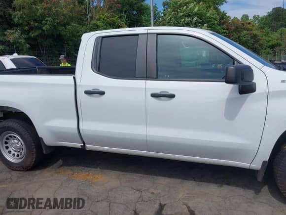 2020 Chevrolet Silverado 1500 Work Truck with VIN 1GCRWAEH2LZ348845, listed as a IAAI auction lot 42242401 with 47,401 mi miles and . Bid and sale history available at DreamBid. Image 13.