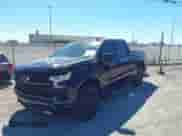 2022 Chevrolet Silverado 1500 RST z VIN 3GCUDEET8NG680920, wystawiony jako IAAI lot #41595611 z przebiegiem 43 457 mil mil oraz . Historia ofert i sprzedaży dostępna na DreamBid. Obrazek 16.