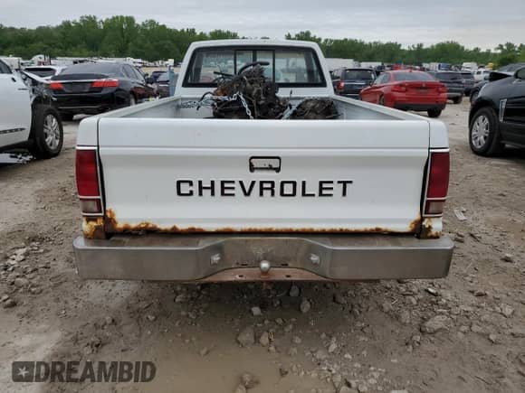 1985 Chevrolet S-10 с VIN 1GCCS14B0F2217537, выставлен на аукционе Copart как лот 54931415 с пробегом 453 455 миль миль и Чистый • Clean title. История ставок и продаж доступна на DreamBid. Изображение 6.