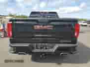 2023 GMC Sierra 1500 Denali z VIN 3GTUUGED2PG233216, wystawiony jako Copart lot #84449105 z przebiegiem 17 876 mil mil oraz Szkoda całkowita • Salvage title. Historia ofert i sprzedaży dostępna na DreamBid. Obrazek 6.