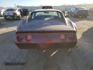 1975 Chevrolet Corvette с VIN 1Z37J5S420913, выставлен на аукционе Copart как лот 84151324 с пробегом 14 446 миль миль и Списание • Salvage title. История ставок и продаж доступна на DreamBid. Изображение 6.