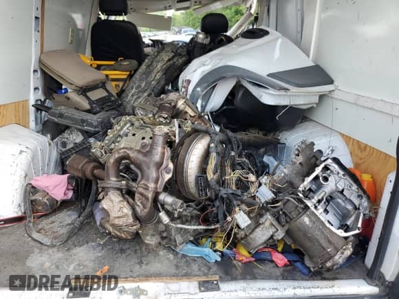 2017 Ram ProMaster Cargo z VIN 3C6TRVNG5HE501885, wystawiony jako Copart lot #56266234 z przebiegiem Nie podano mil oraz Szkoda całkowita • Salvage title. Historia ofert i sprzedaży dostępna na DreamBid. Obrazek 14.