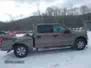 2018 Ford F-150 XL z VIN 1FTEW1EB6JFC63953, wystawiony jako IAAI lot #41304091 z przebiegiem 74 636 mil mil oraz . Historia ofert i sprzedaży dostępna na DreamBid. Obrazek 13.