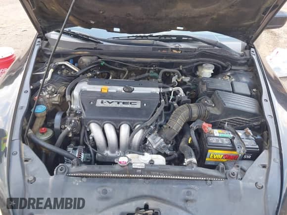 2006 Honda Accord LX z VIN 1HGCM72396A019815, wystawiony jako IAAI lot #43034033 z przebiegiem 240 033 mil mil oraz . Historia ofert i sprzedaży dostępna na DreamBid. Obrazek 10.