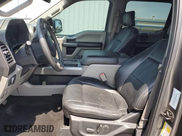 2017 Ford F-150 XL z VIN 1FTEW1EP9HKE05435, wystawiony jako Copart lot #70186005 z przebiegiem 96 947 mil mil oraz Szkoda całkowita • Salvage title. Historia ofert i sprzedaży dostępna na DreamBid. Obrazek 7.