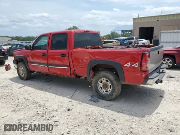 2003 Chevrolet Silverado 2500HD LS с VIN 1GCHK23U83F239062, выставлен на аукционе Copart как лот 61732295 с пробегом 247 228 миль миль и Списание • Salvage title. История ставок и продаж доступна на DreamBid. Изображение 2.