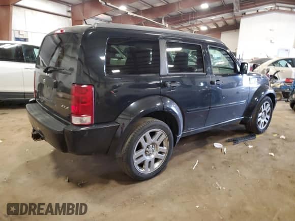 2008 Dodge Nitro R/T with VIN 1D8GU58668W117682, listed as a Copart auction lot 80260965 with 194,714 mi miles and Clean title. Bid and sale history available at DreamBid. Image 3.