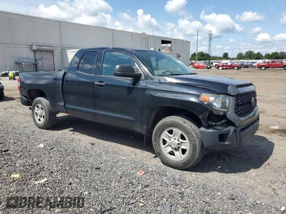2019 Toyota Tundra SR с VIN 5TFUM5F13KX081041, выставлен на аукционе Copart как лот 68905215 с пробегом 272 811 миль миль и Списание • Salvage title. История ставок и продаж доступна на DreamBid. Изображение 4.