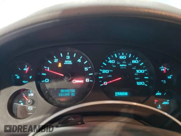 2007 GMC Sierra 1500 SLT with VIN 2GTEK13M571509133, listed as a Copart auction lot 71825695 with 181,399 mi miles and Salvage title. Bid and sale history available at DreamBid. Image 9.